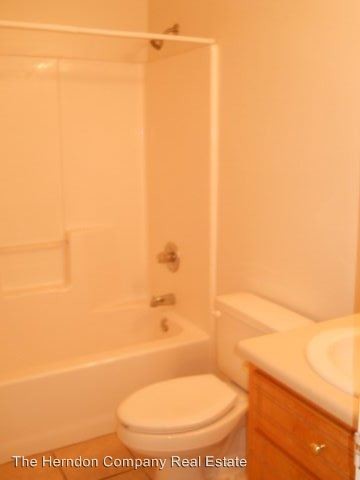 3 Br 2 Bath House 2417 Seth Place Unit A For Rent In Building Photo 3 Br 2 Bath House 2417 Seth Place Unit A
