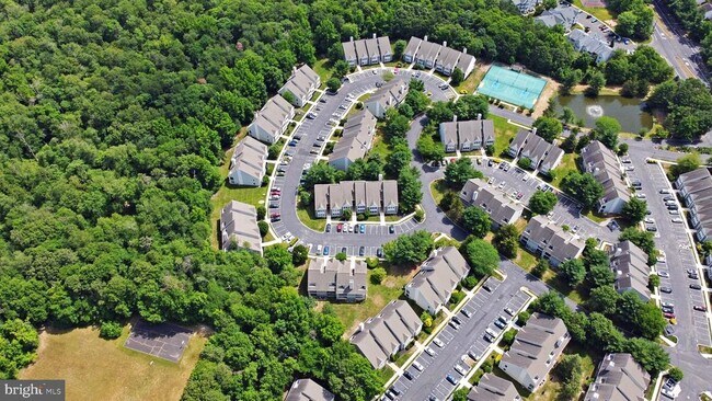 Building Photo - 69 Bridgewater Dr