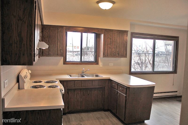 Primary Photo - 6216 W 65th St