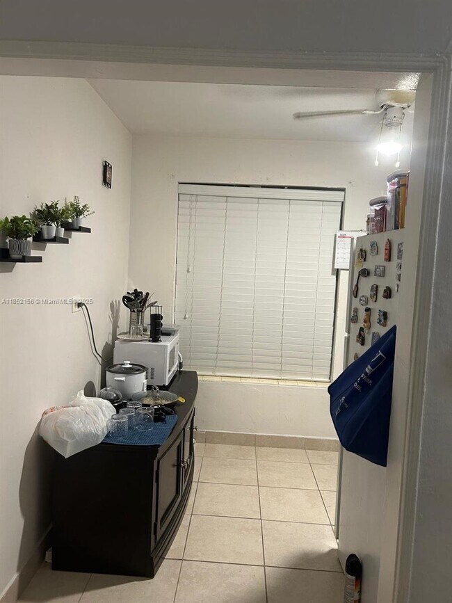 Foto del edificio - 700 83rd St