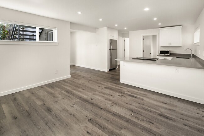 Foto del edificio - 6303 22nd Ave NW