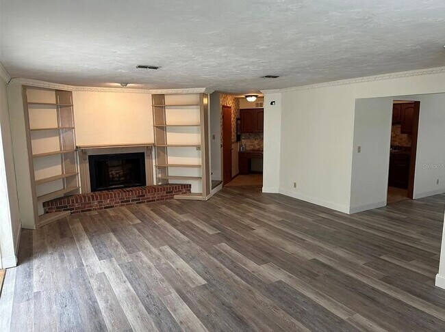 Foto del edificio - 2145 NE 45th Ave