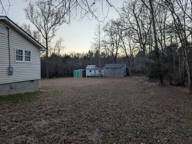 Building Photo - 8700 Doss Rd