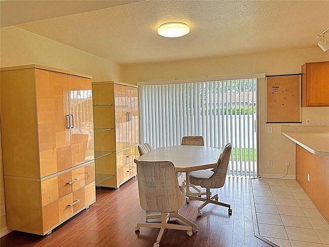 Building Photo - 13129 Thoroughbred Loop