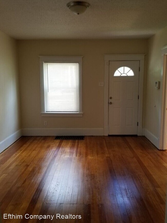 Building Photo - 2 br, 1 bath House - 8016 Albin Ave.