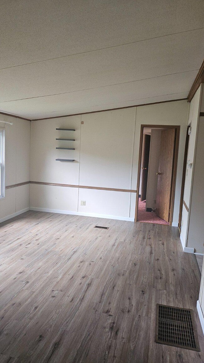 Building Photo - 2802 Forge Hill Rd