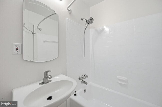 Foto del edificio - 2242 Cartwright Pl