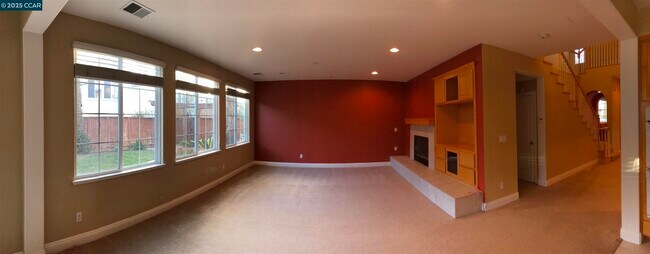 Building Photo - 852 Bandol Way