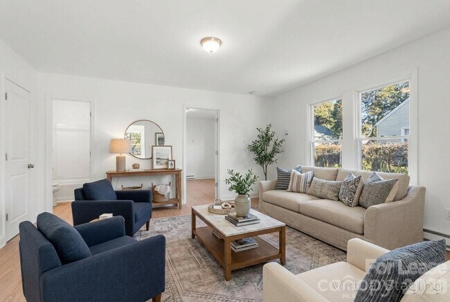 Foto del edificio - 266 Moore Dr NW