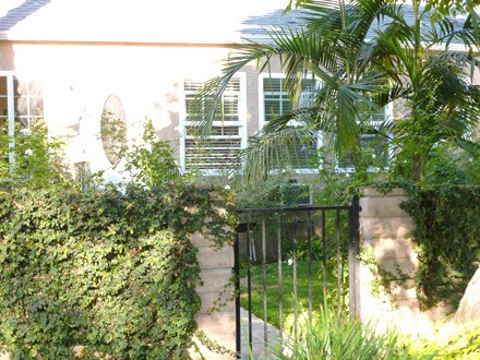 Foto del edificio - 14645 Moorpark