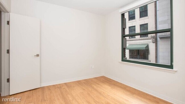 Foto del edificio - 1 br, 1 bath Apartment - 7 India St