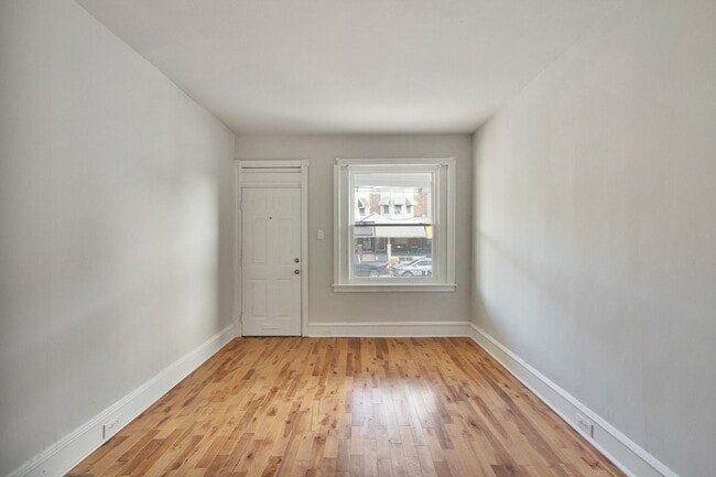 Foto del edificio - 1640 S 56th St