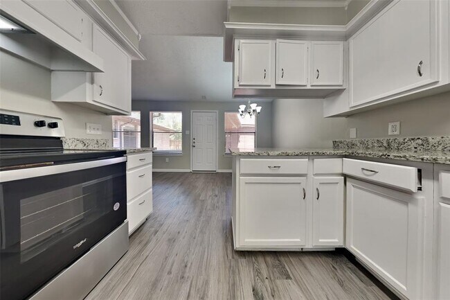 Foto del edificio - 3219 Cascade Creek Dr