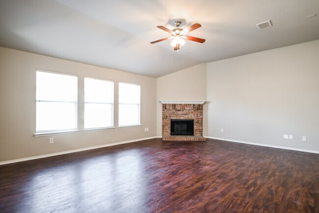 Building Photo - 5572 Hunters Bend Ln