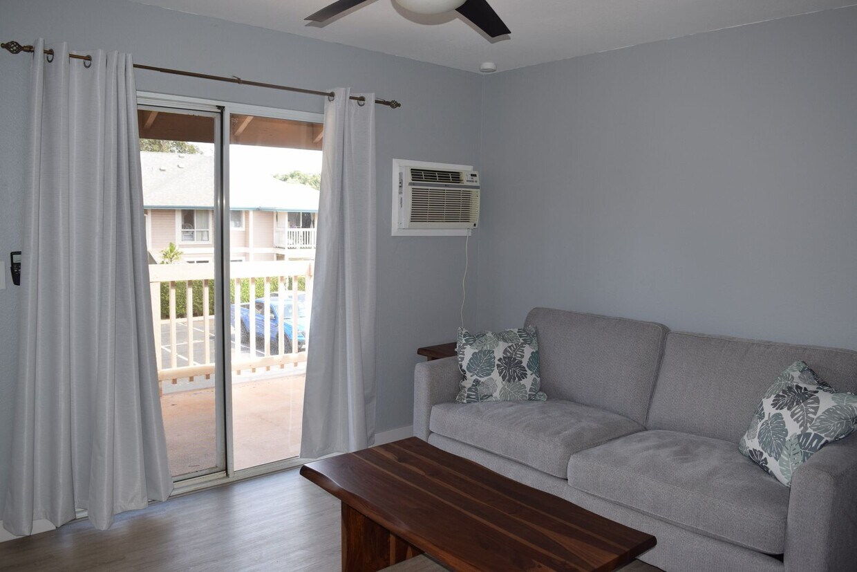 Foto principal - Southpointe - Upstairs 2 bedroom 1.5 bath ...