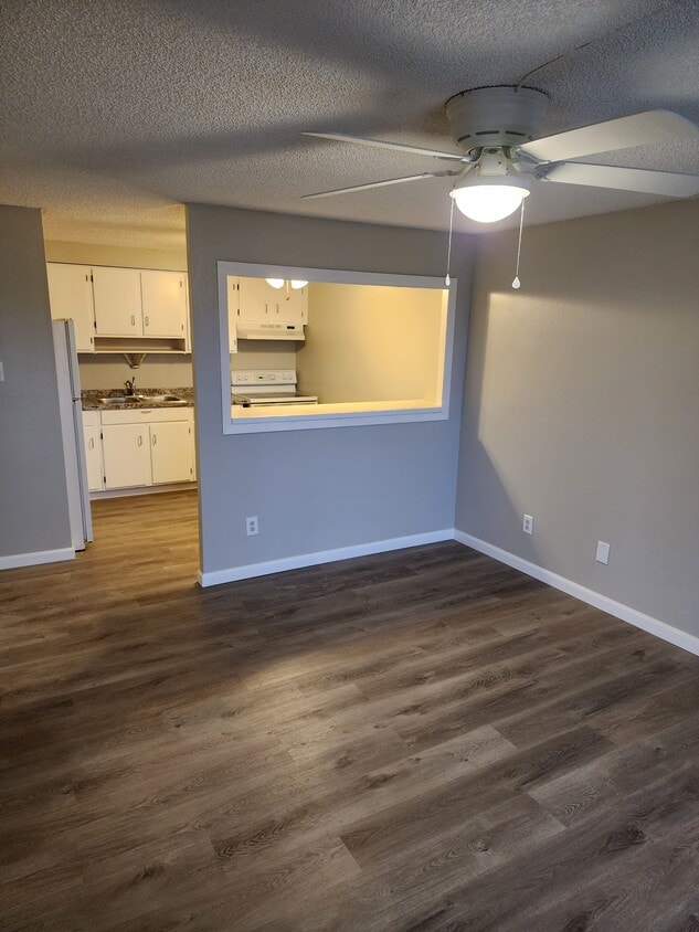 Photo - 1304 S Parker Rd (Denver, CO)
