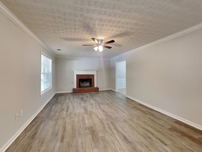 Foto del edificio - 3354 Lynley Mill Ln