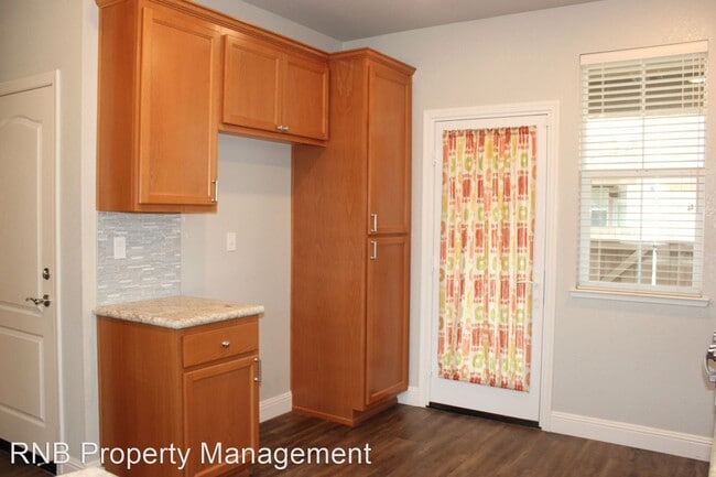 Building Photo - 3 br, 2.5 bath House - 207 Rochdale Street