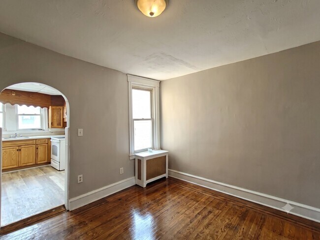 Foto del edificio - 409 N Daggett St