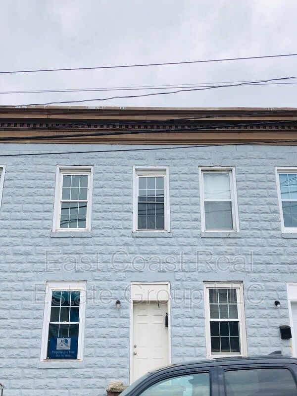 Building Photo - 113 W Church St