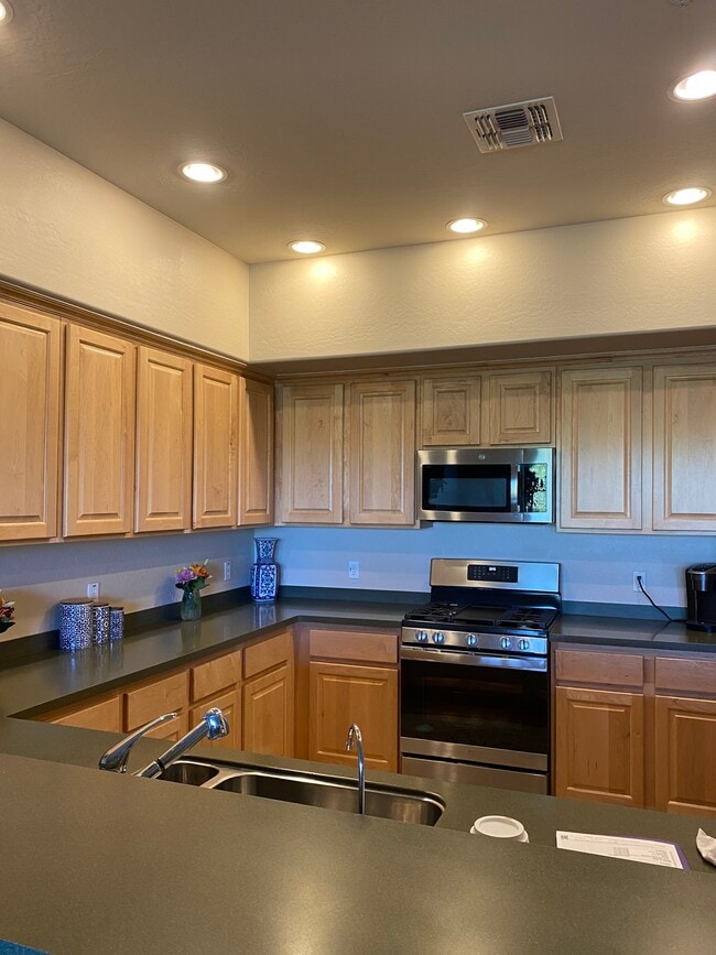 Kitchen - 20750 N 87th St Townhome