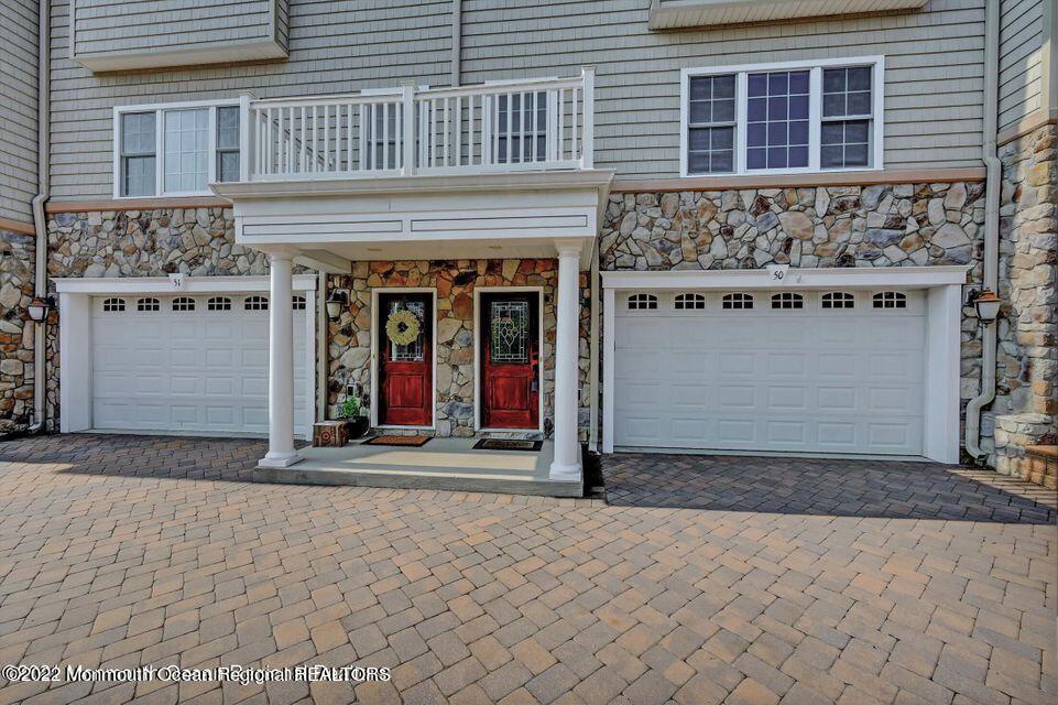 58 White Oak Ln, Matawan, NJ 07747 Condo for Rent in Matawan, NJ