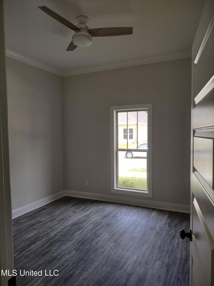 Building Photo - 843 Long Leaf Cir