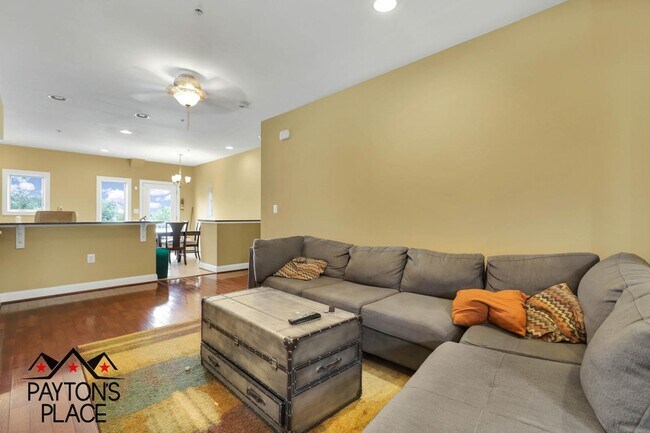 Foto del edificio - 1332 Talbert Ct SE