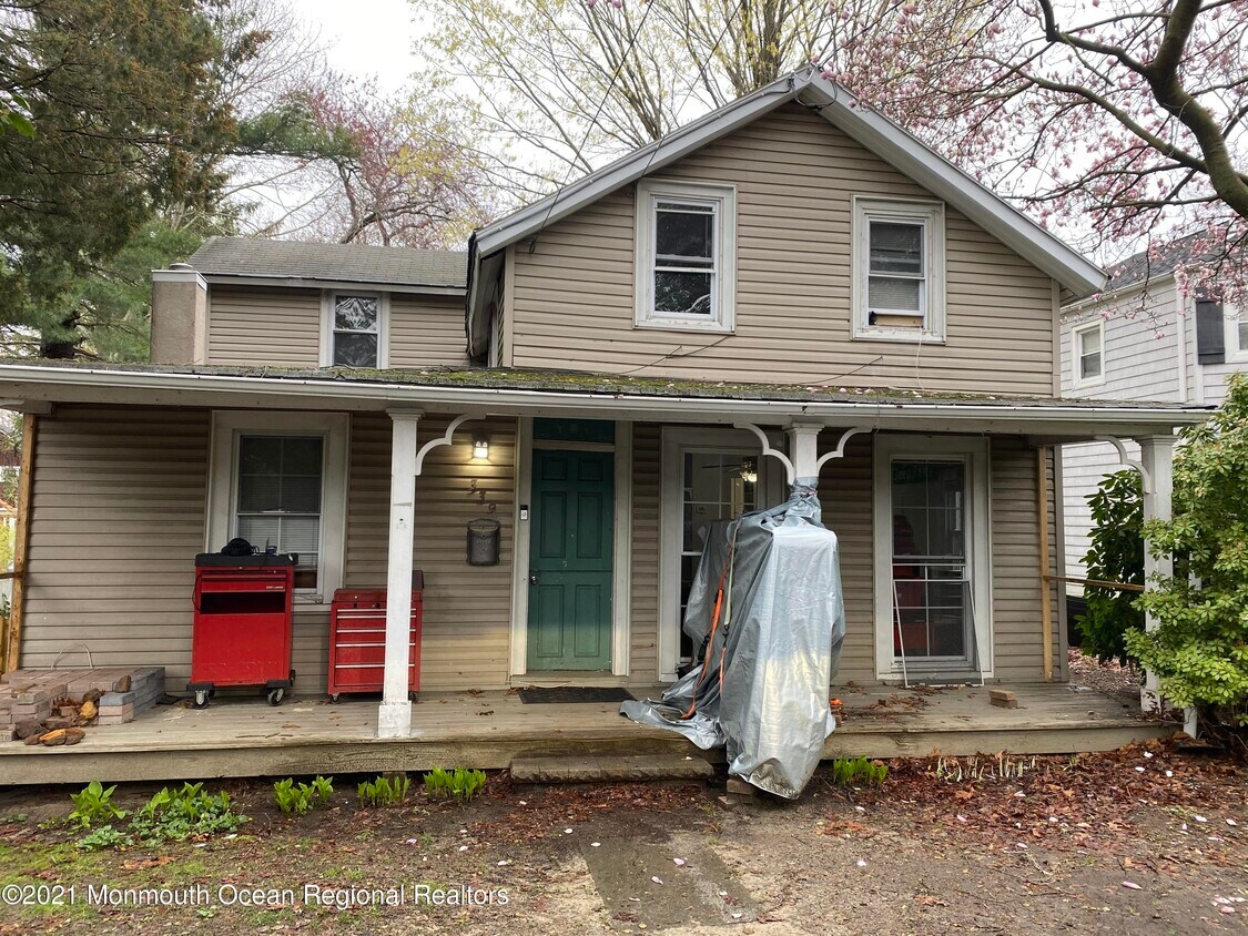 339 Park Ave, Oakhurst, NJ 07755 House Rental in Oakhurst, NJ