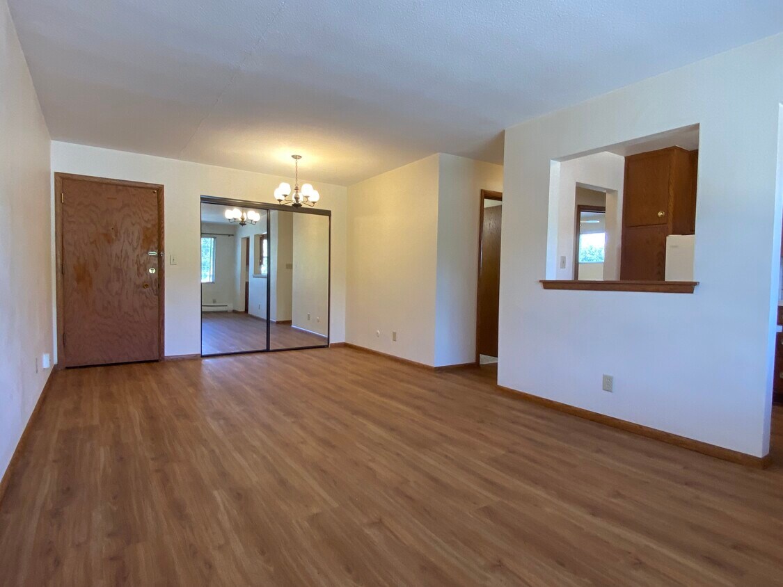 1330 St Paul Ave, Saint Paul, MN 55116 Apartments 1330 St Paul Ave