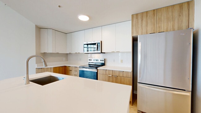 Interior Photo - 1200 East West