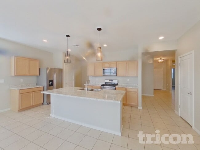 Building Photo - 19781 N Lauren Rd