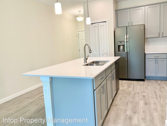Building Photo - 3 br, 2 bath House - 9402 Tecumseh Dr