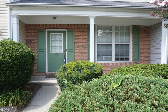 Foto del edificio - 71 Highoak Dr
