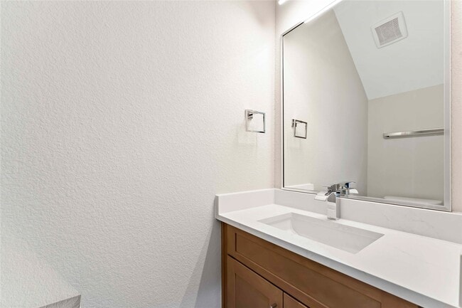 Building Photo - 9227 Ashville Dr