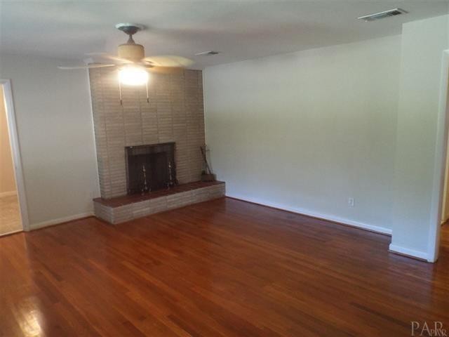 Building Photo - 1622 N Davis Hwy