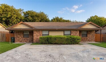 Building Photo - 403 Northern Dove Ln