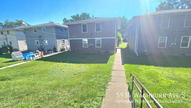 Foto del edificio - 5934 Washburn Ave S