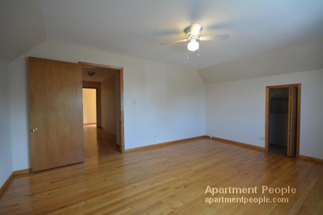 Foto del edificio - 3415 N Damen Ave