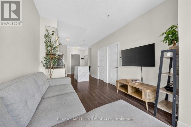 Building Photo - 7 Kenaston Gardens