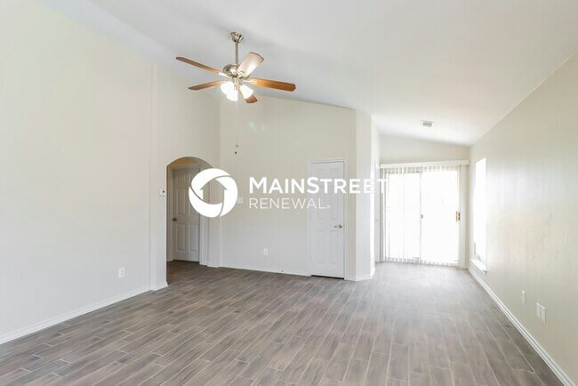 Foto del edificio - 3 Bedroom Pet-Friendly Home in Fort Worth, TX with Main Street Renewal
