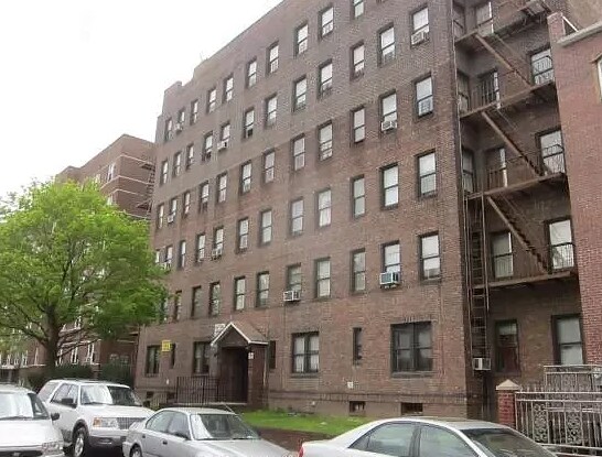 Primary Photo - 50 Kenilworth Pl