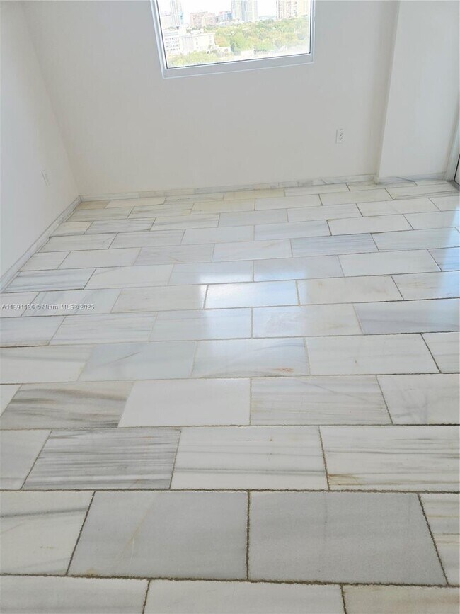 Foto del edificio - 1401 SW 22nd St