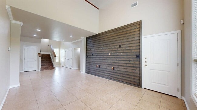 Building Photo - 1102 Milner Dr