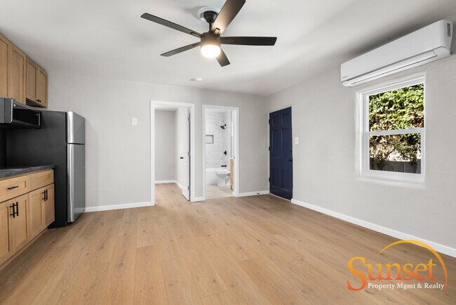 Foto del edificio - 4628 Altadena Ave.