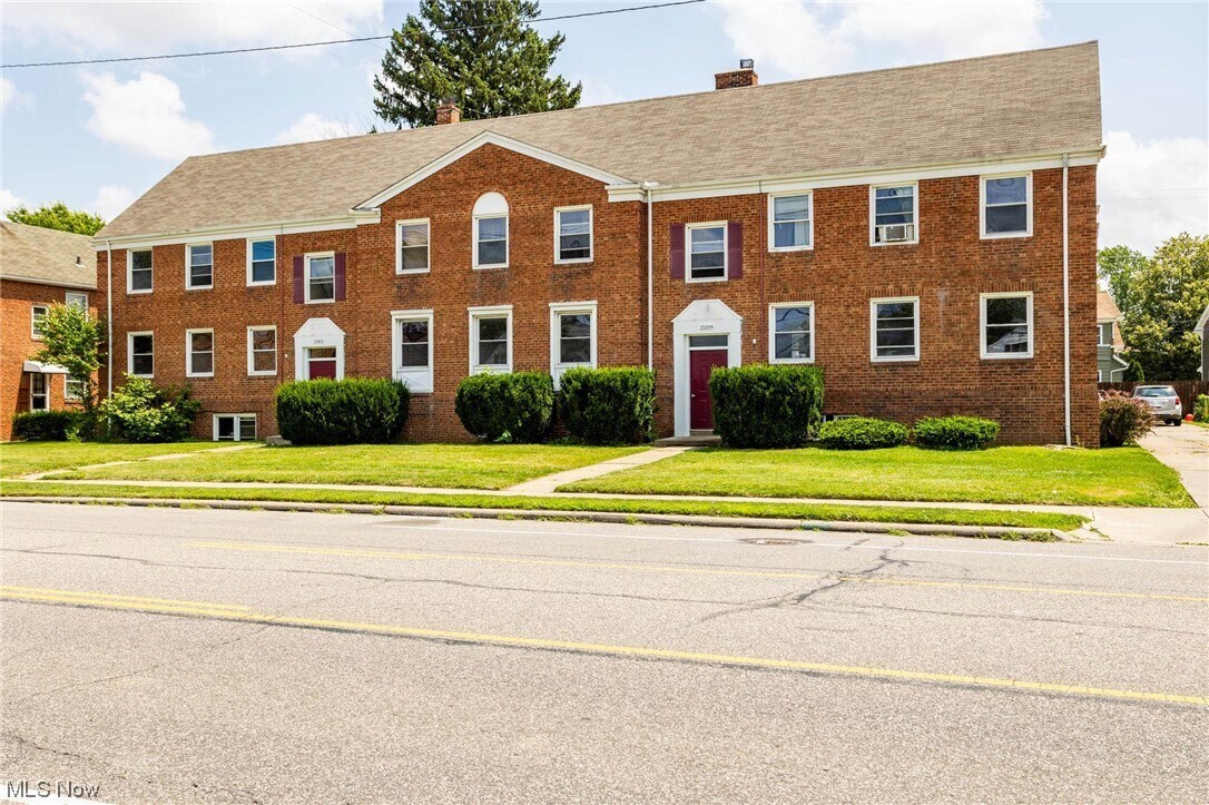 Primary Photo - 15109 Triskett Rd