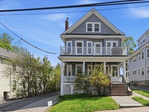 Building Photo - 50 Spruce St