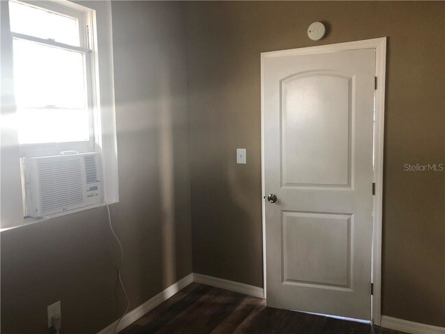 Building Photo - 1101 Pennsylvania Ave