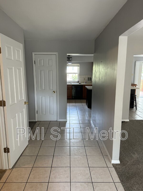 Foto del edificio - 12511 Sunview Ln