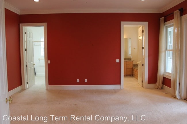 Foto del edificio - 4 br, 5 bath House - 50 Hawthorne Road